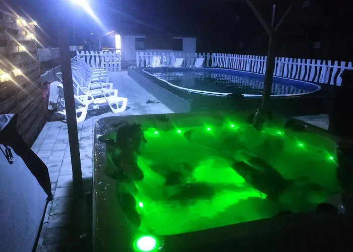 ,,zagroda Nowecin,, *