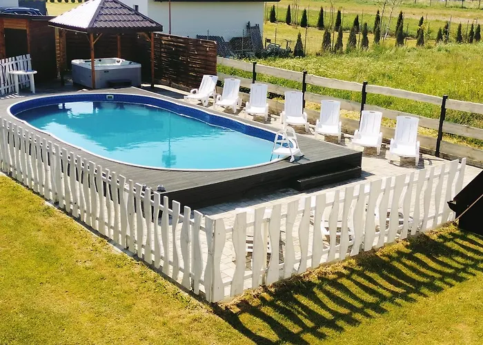 ,,zagroda Nowecin,, 山林小屋 *